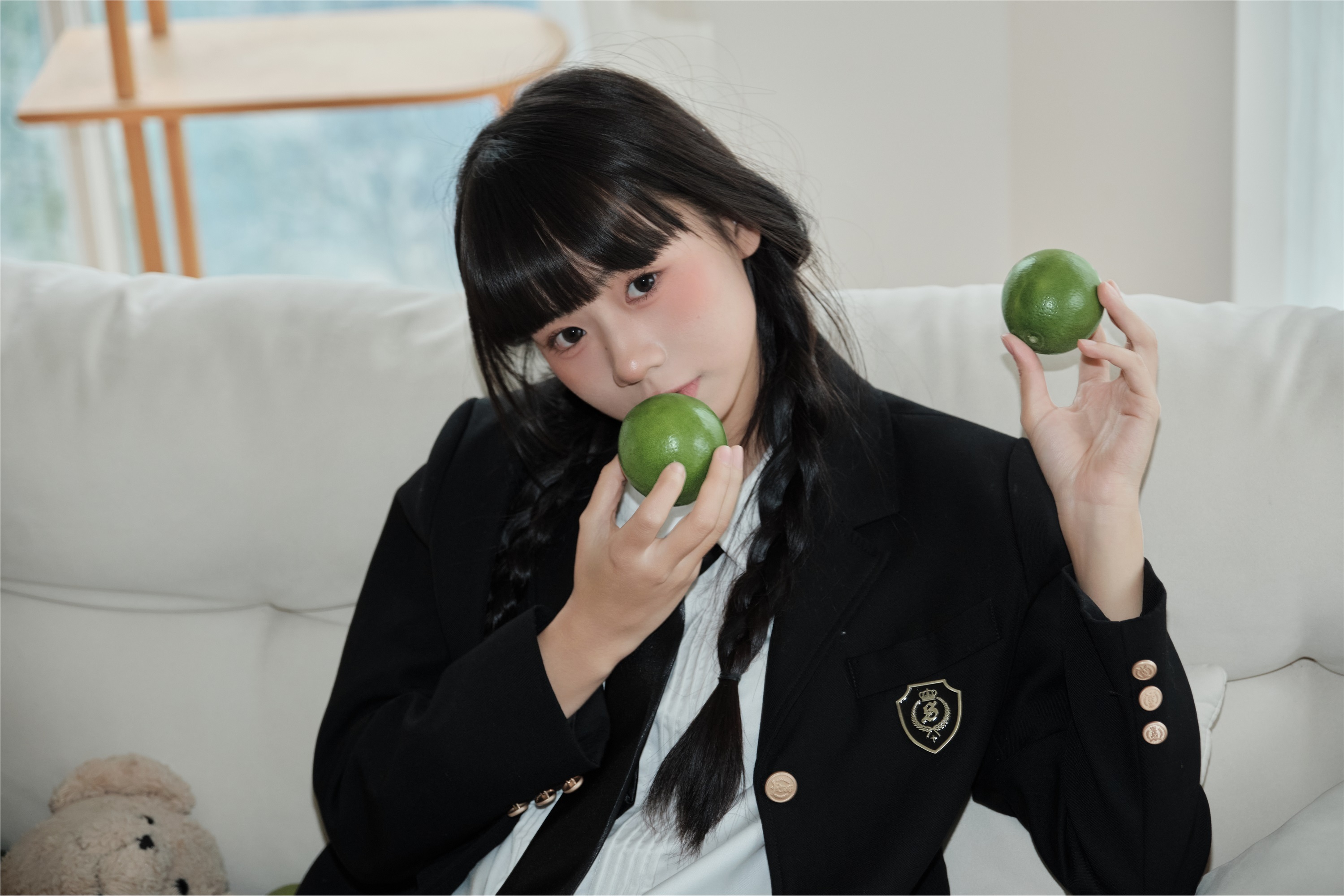 YITUYU艺图语 2025.01.18 青橙少女 是三金呀